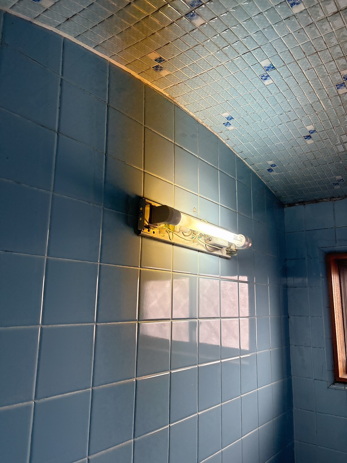 照明器具取替工事、コンセント取替工事